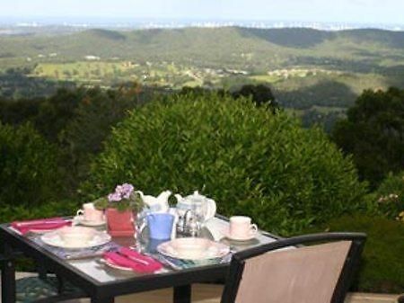 Hillside Country Retreat Bed and Breakfast Gold Coast Exterior foto
